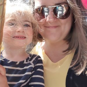 Meet your Posher, Jenn